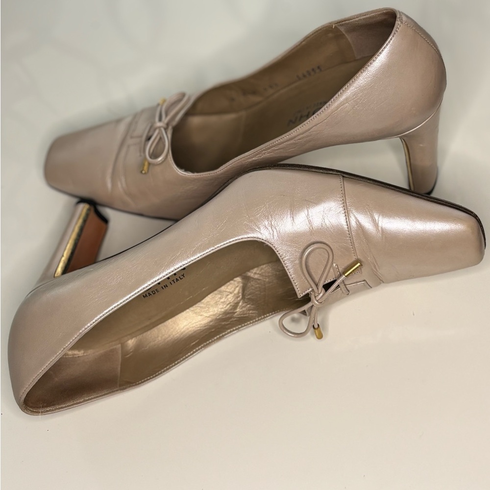 Size 9 Women’s Dress Heel